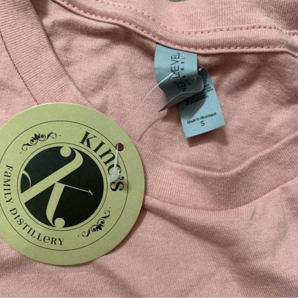 NWT What Would Dolly Do? Mauve Tee SMALL - Picture 5 of 7